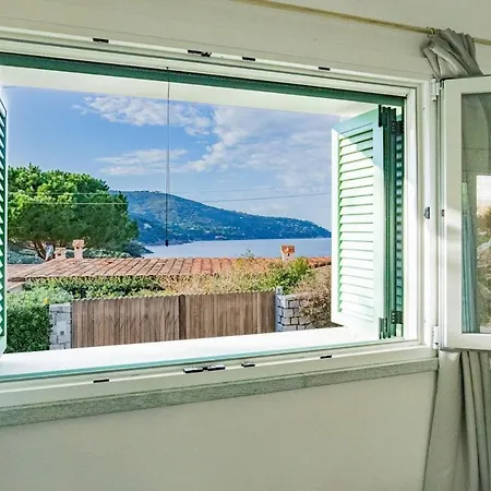 Mare Di Spartaia Apartment