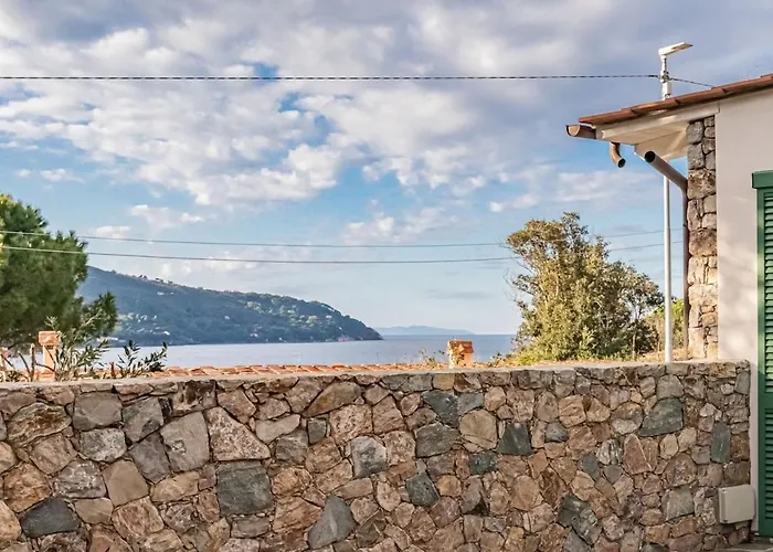 Mare Di Spartaia Daire Procchio (Isola d'Elba)